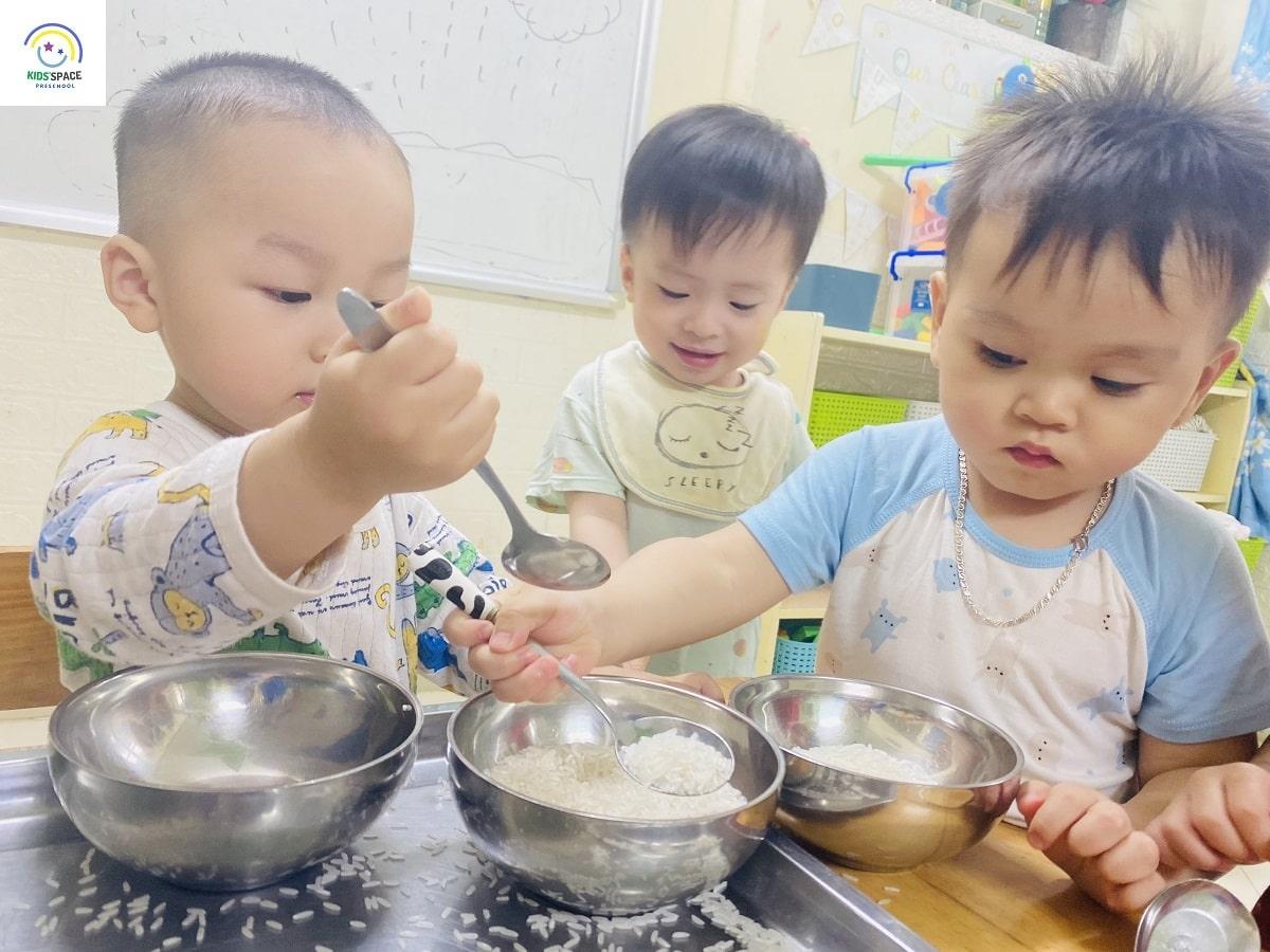 Phương pháp giáo dục mầm non Play-based learning được hiểu là “học qua vui chơi”