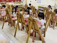 Trang trí ảnh Bác Hồ