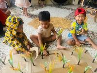 Tập làm bác nông dân